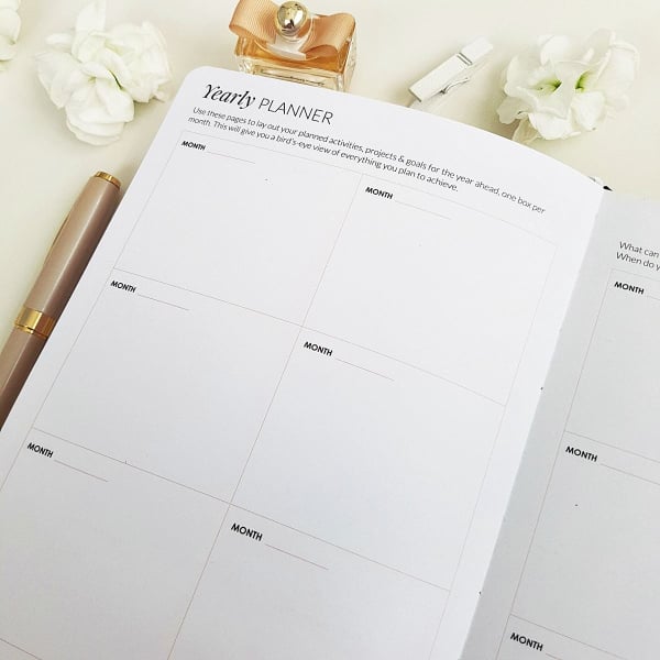 The Leaders in Heels Planner Make It Happen - Yearly Planner