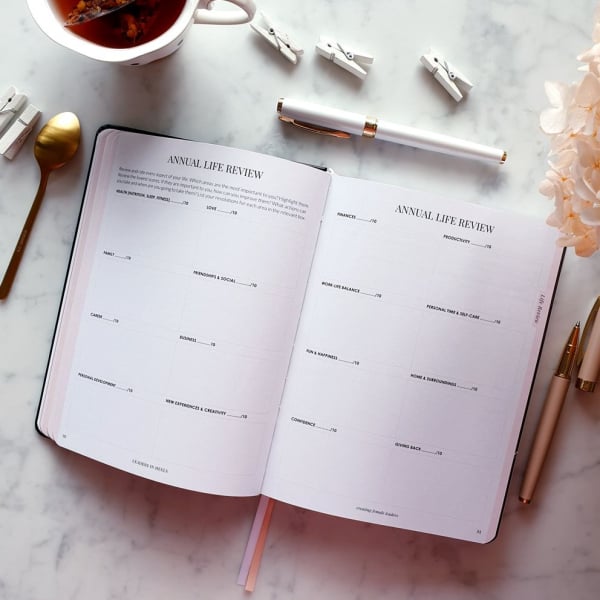 Leaders in Heels Phenomenal Woman Planner