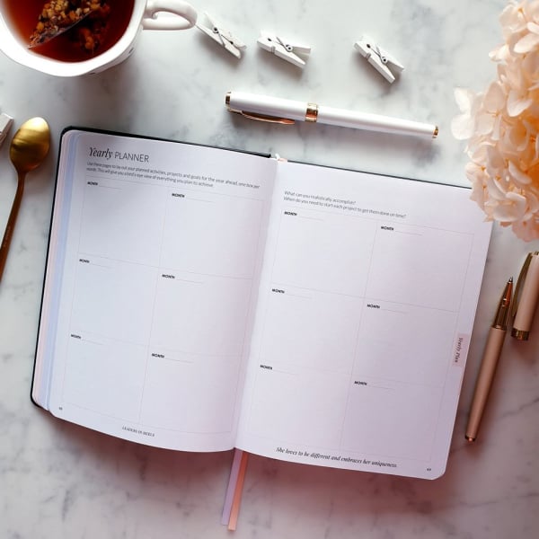 Leaders in Heels Phenomenal Woman Planner