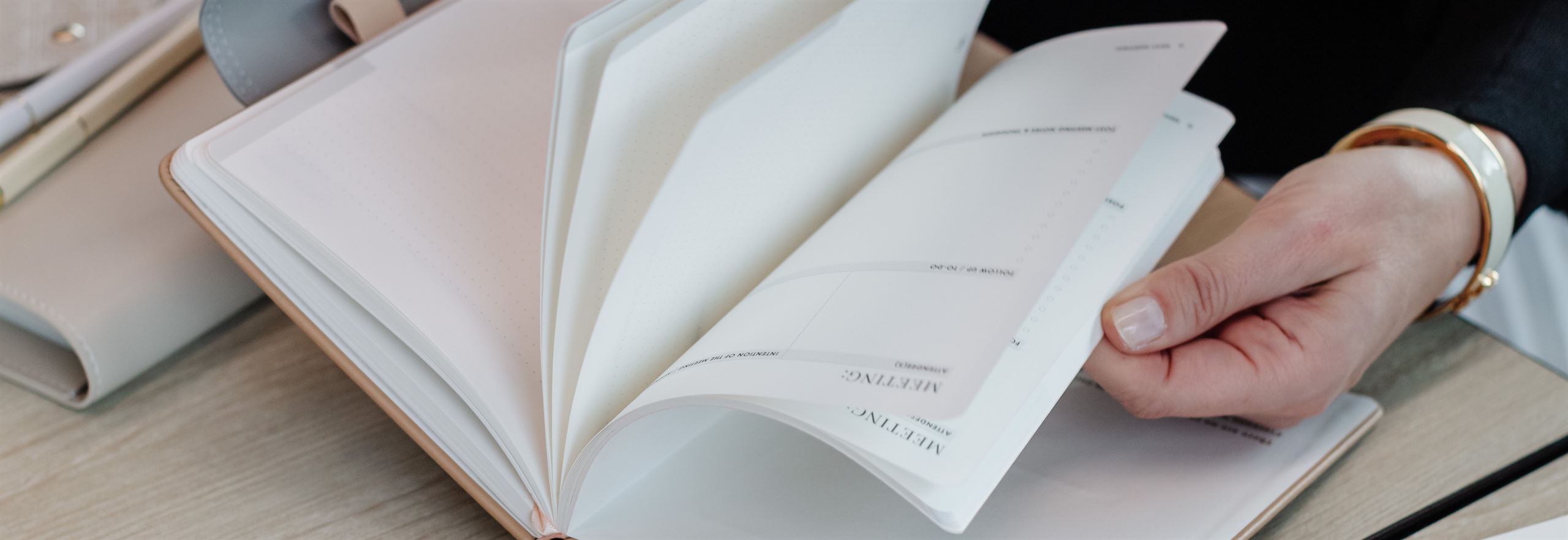 Meeting Notebook LH Agenda Meeting Notebook LH Agenda