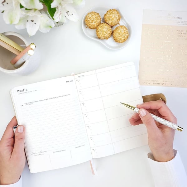 LH Planner weekly layout