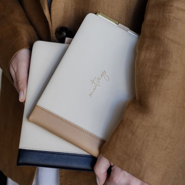 LH Agenda Meeting Notebook