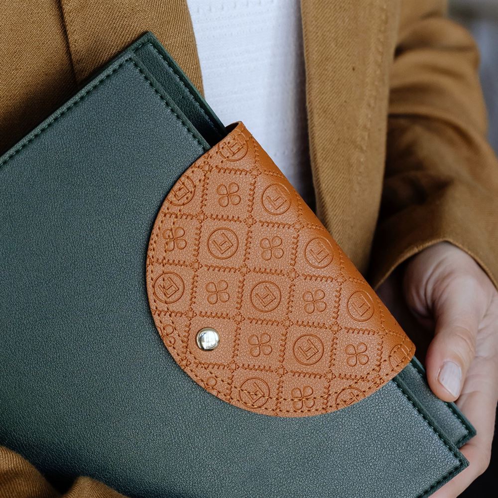 LH Agenda Compendium Folio
