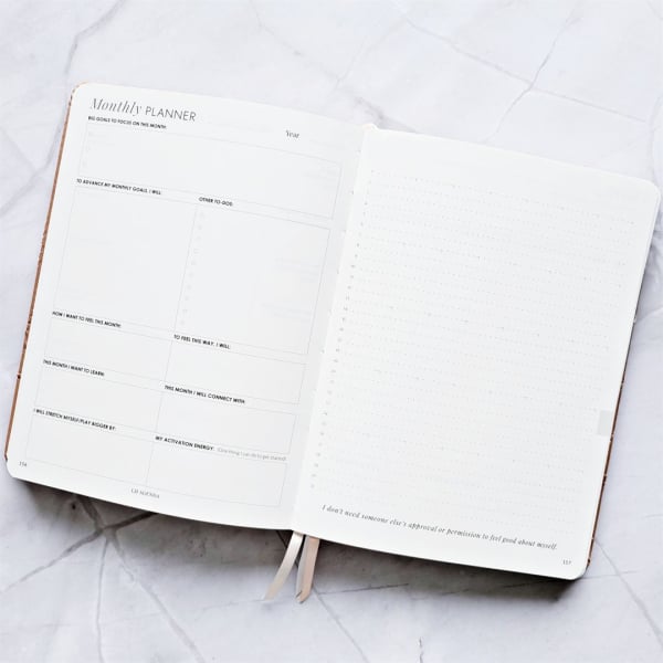LH Planner – Weekly Medium Monthly Planner