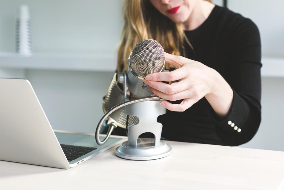 how-to-find-guests-for-your-podcast