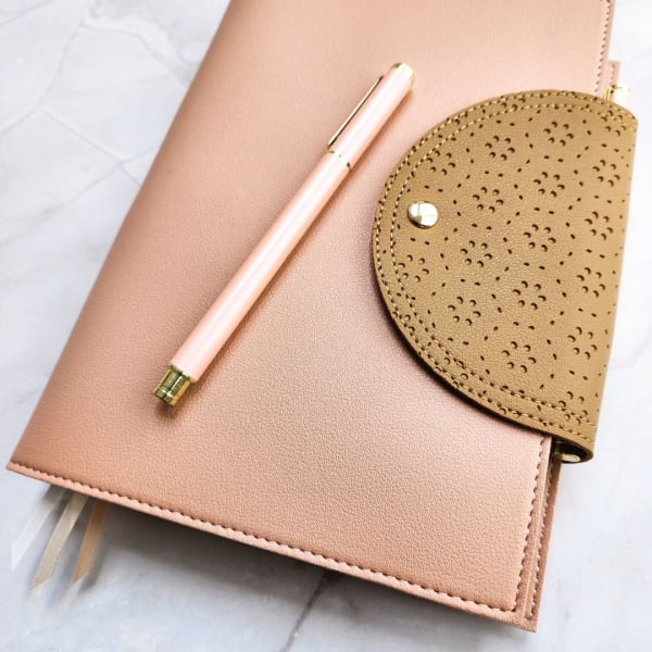 Compendium- Medium - Blush - Floral