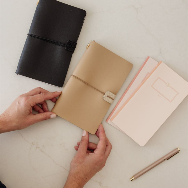 LH Agenda Explorer Refillable Notebook Set